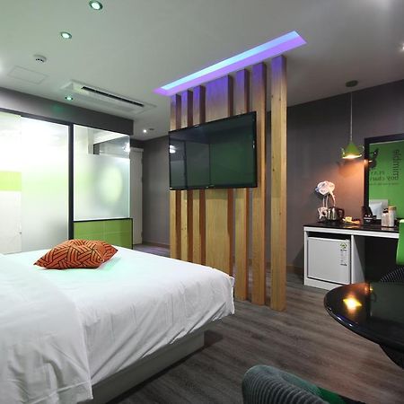 Hotel Well Пусан Екстериор снимка