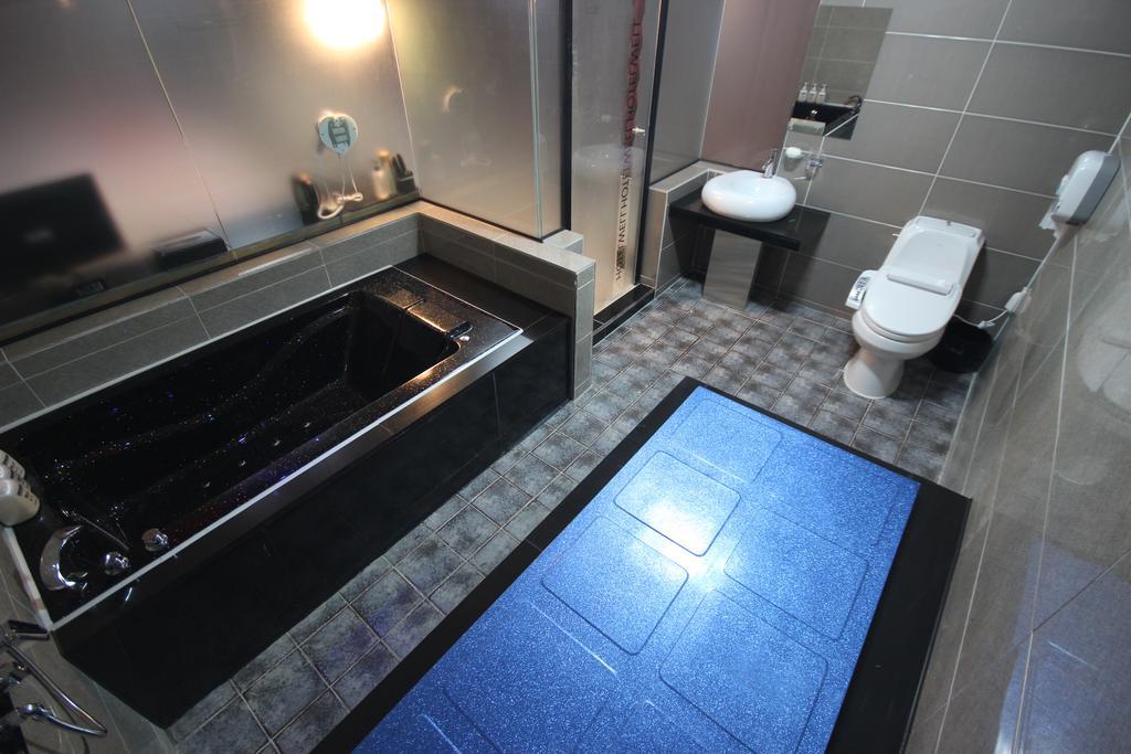 Hotel Well Пусан Екстериор снимка