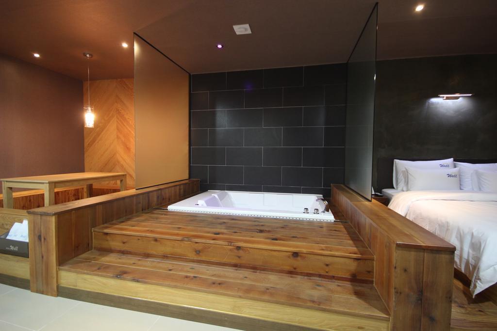 Hotel Well Пусан Екстериор снимка