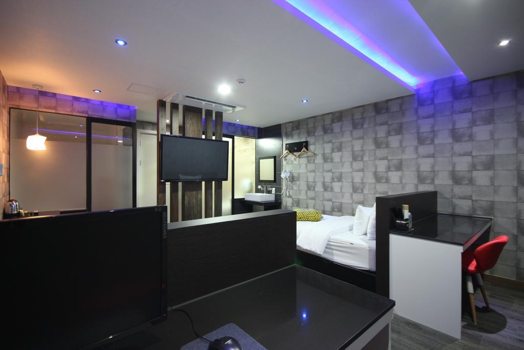 Hotel Well Пусан Екстериор снимка