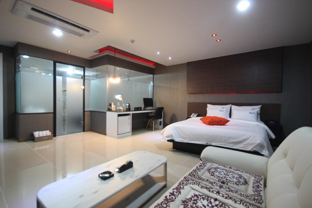 Hotel Well Пусан Екстериор снимка