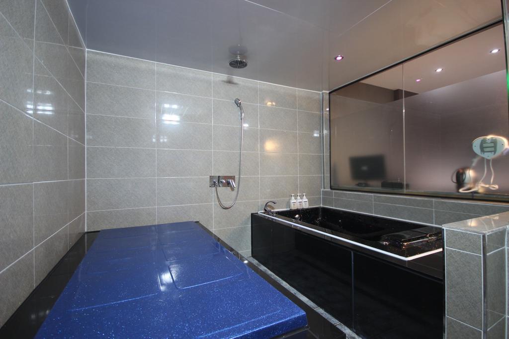 Hotel Well Пусан Екстериор снимка