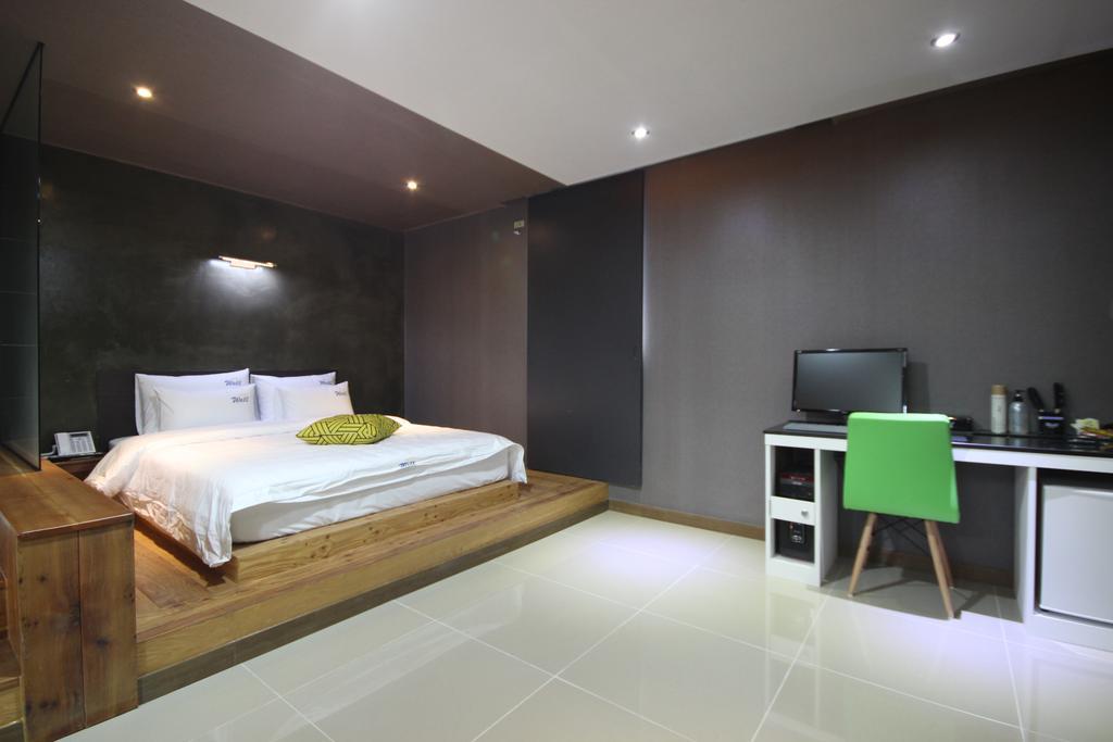 Hotel Well Пусан Екстериор снимка