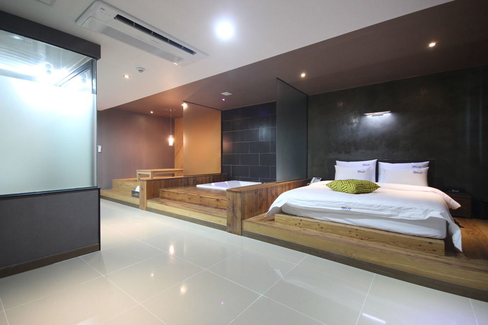 Hotel Well Пусан Екстериор снимка