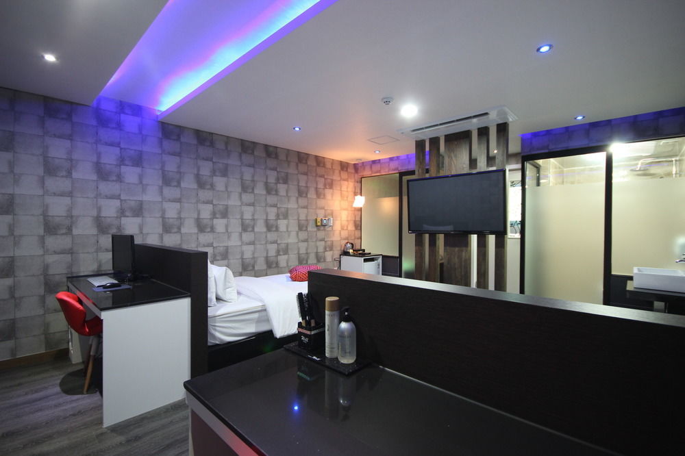 Hotel Well Пусан Екстериор снимка