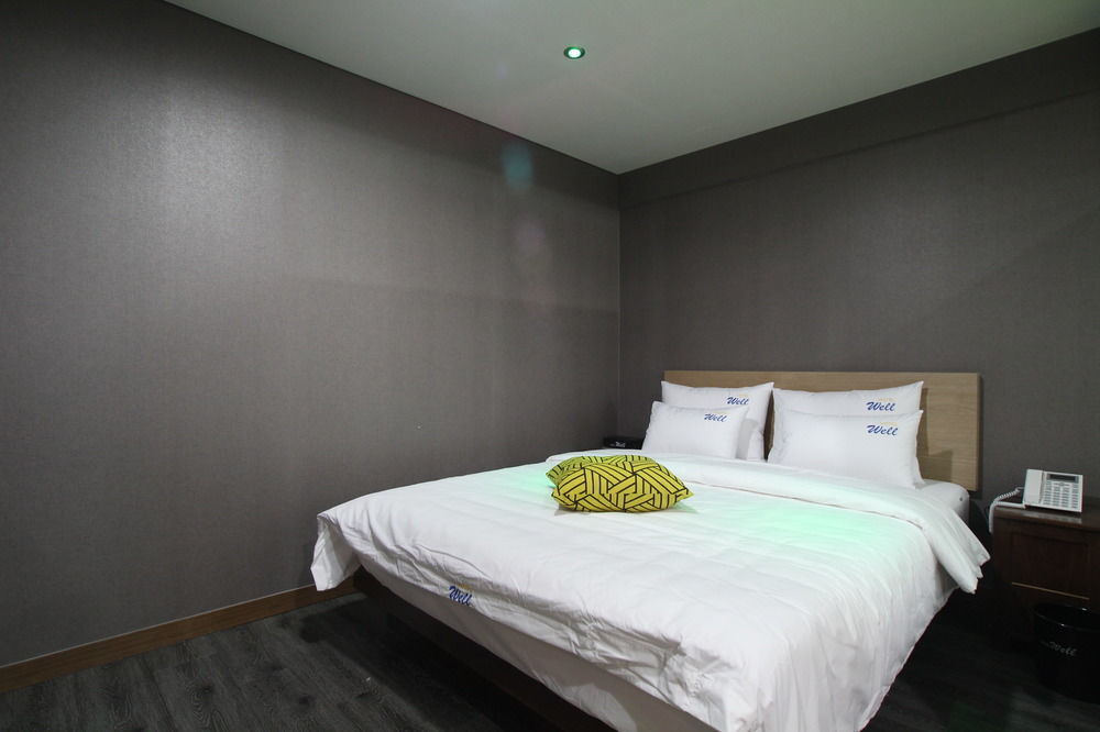 Hotel Well Пусан Екстериор снимка