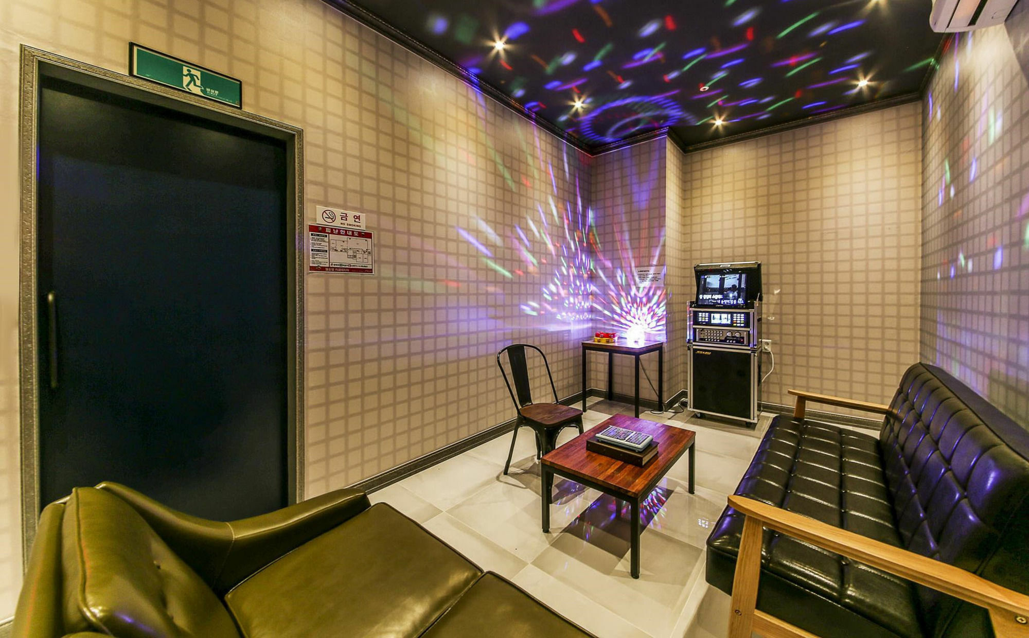 Hotel Well Пусан Екстериор снимка